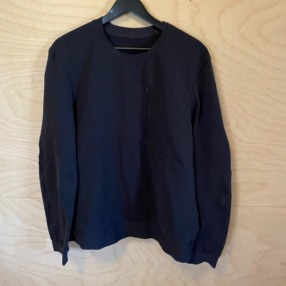 Lululemon Sojourn Long Sleeve Crew Neck Sweater Men Sz. Large Black